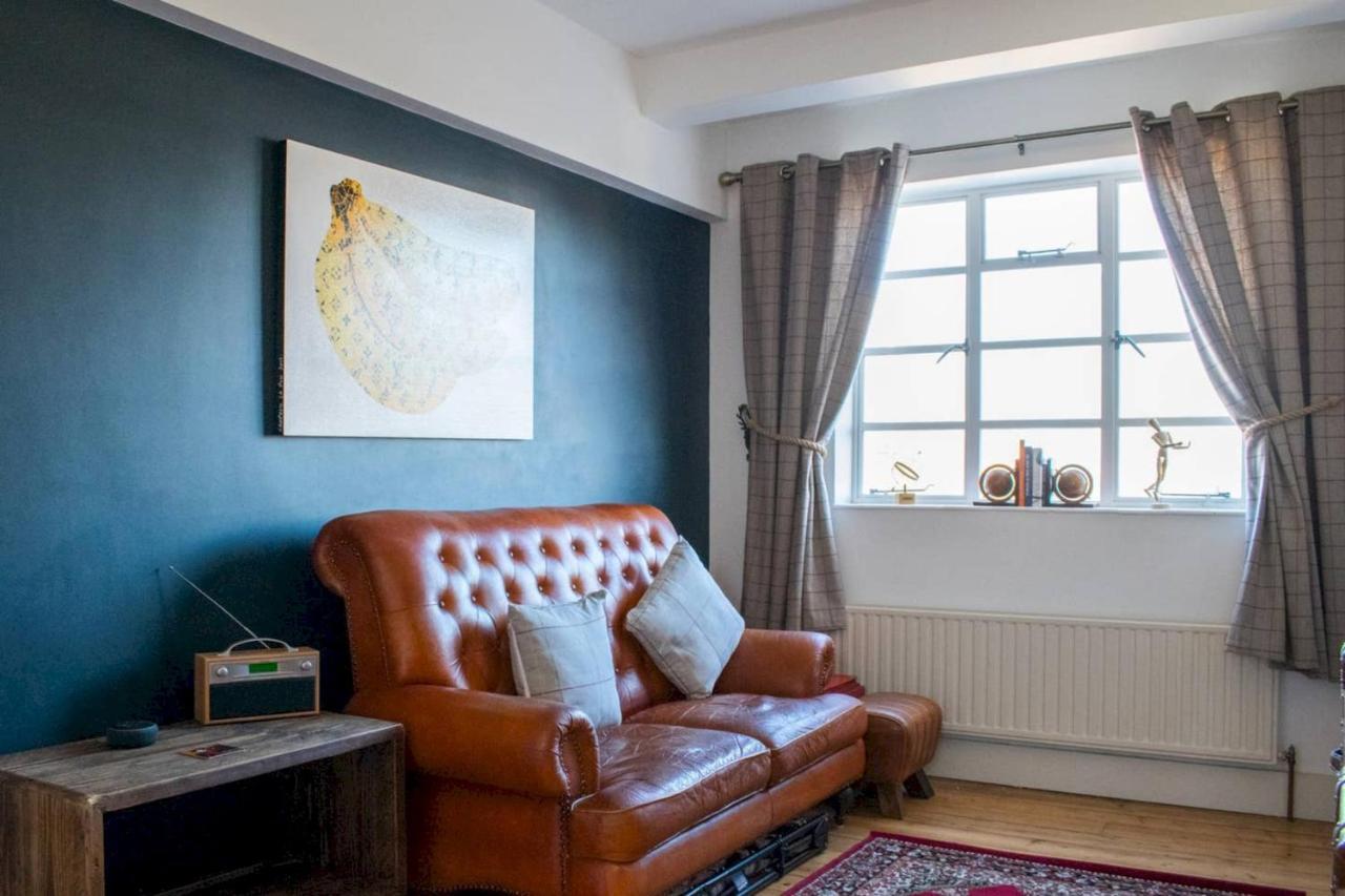 Beautifully Decorated Contemporary 2 Bedroom Flat London Exterior foto